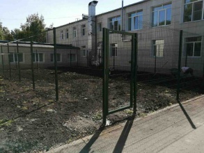 3D заборы для школы 15 метров фото в Малаховке