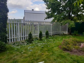 Забор из евроштакетника с забивными столбами 25 метров фото в Малаховке