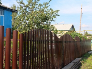 Забор из евроштакетника с утрамбовкой щебнем 48 метров фото в Малаховке