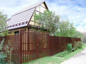 Забор из евроштакетника с бетонированием столбов 300 метров фото под ключ с установкой