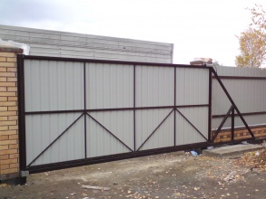 Ворота откатные с ручным управлением - пример 12 фото в Малаховке